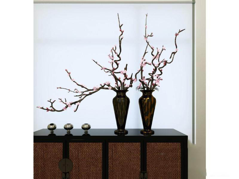 中式装饰花瓶梅花枝